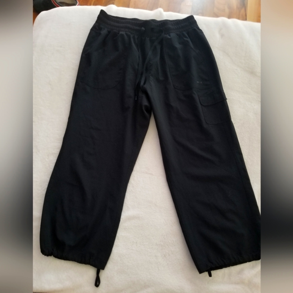 🩵 B2G1 EUC women's RBX loose fit athletic capri pants drawstring lightweight